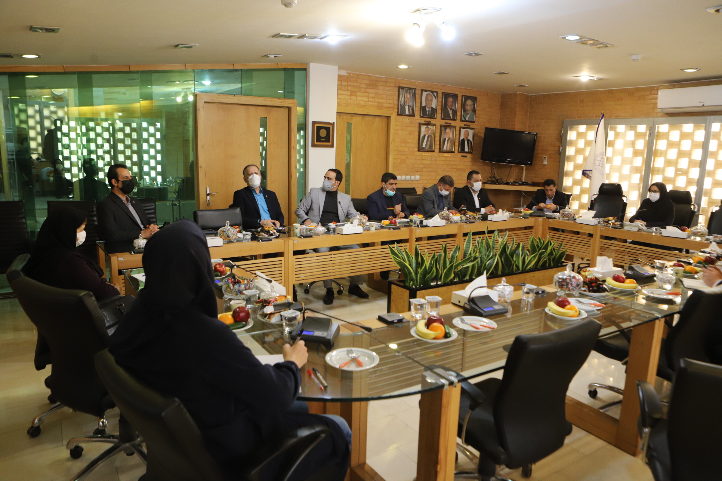 دیدار چند تن از معاونین قضائی دادگستری کل استان با هیات مدیره کانون وکلای اصفهان