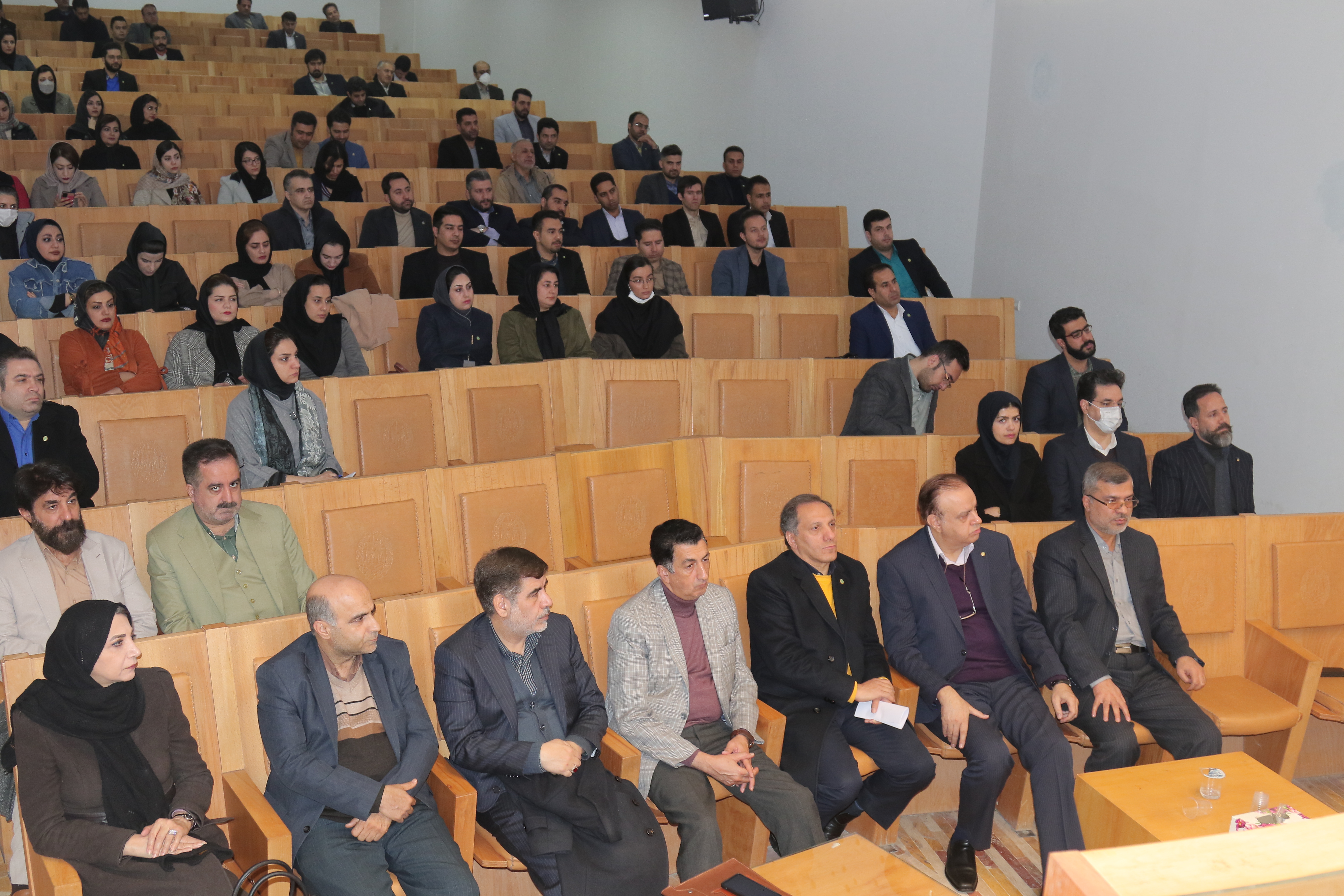 مراسم معارفه اعضای جدید کمیسیون کارآموزی کانون وکلای اصفهان و تجلیل از اعضای پیشین برگزار شد