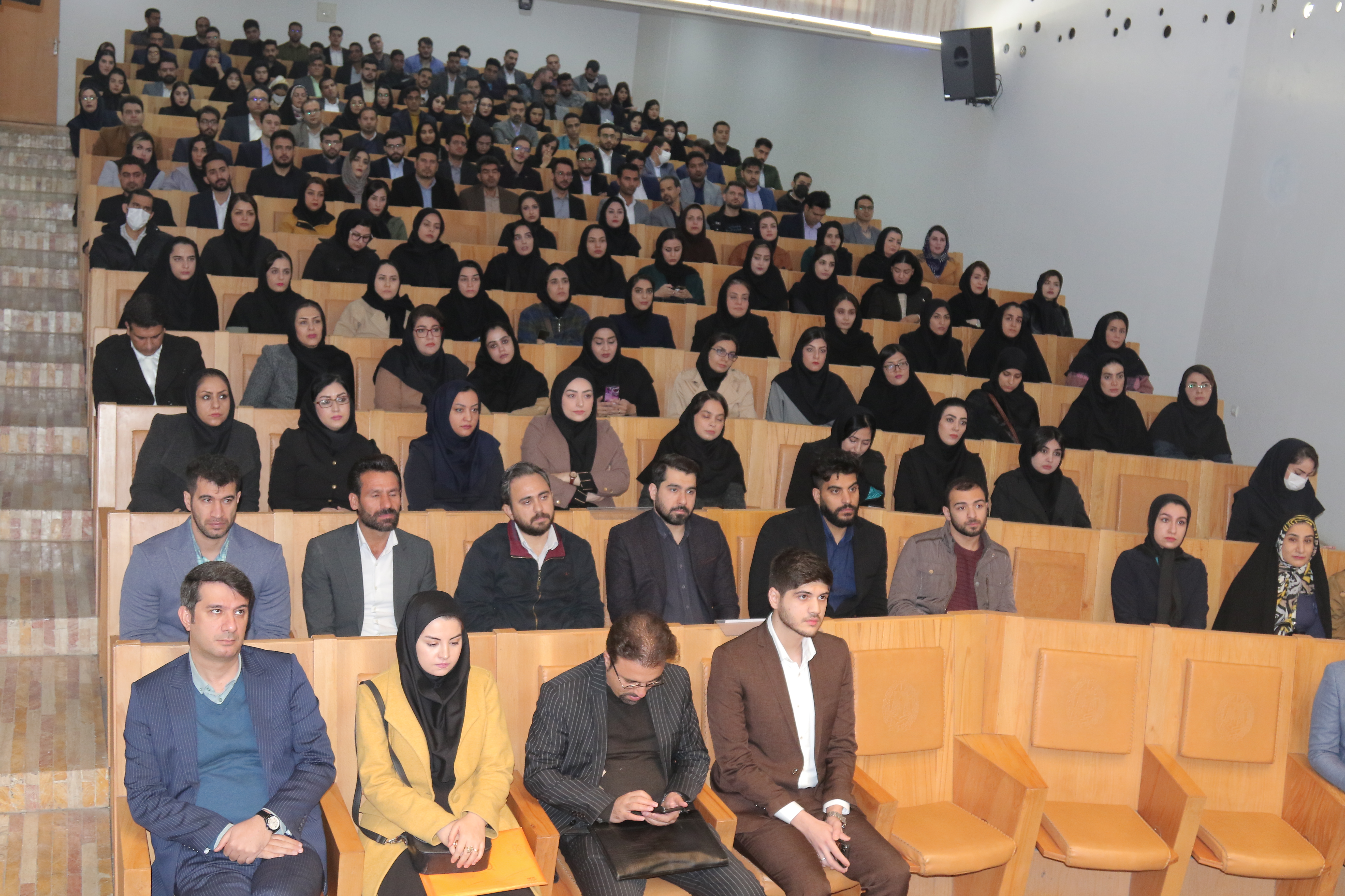 گزارش تصویری/ جلسه تعیین شهر پذیرفته شدگان آزمون وکالت نوبت 1402 کانون وکلای دادگستری استان اصفهان برگزار شد
