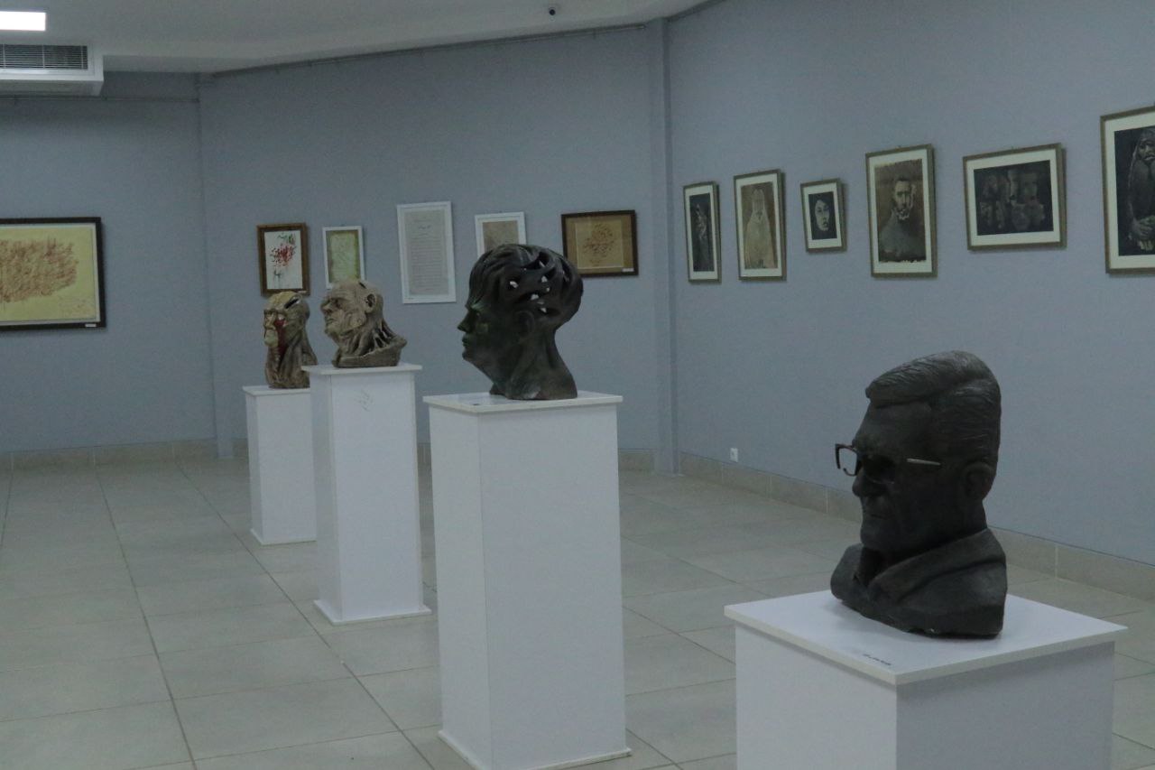 گزارش تصویری/برگزاری نمایشگاه آثار هنری وکلای دادگستری استا اصفهان